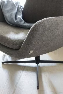 STORDAL MØBEL AS Kvitegga - Lenestol -Møbel butikk 360307002 9008185