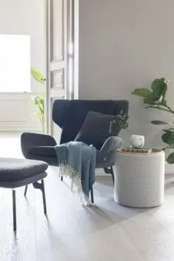 STORDAL MØBEL AS Kvitegga - Stol -Møbel butikk 360308001 9008179 2